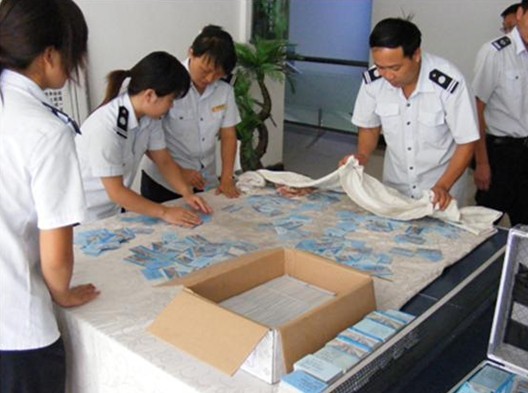 91香蕉视频污导航科技为高速公路通行卡提供全自动清洗消毒设备